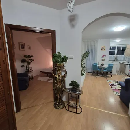 Apartamento Zafir Luxory Kaposvár